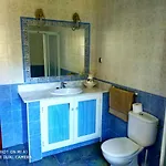 Casa Amplia Con Jardin Y Aparcamiento G-100147 *