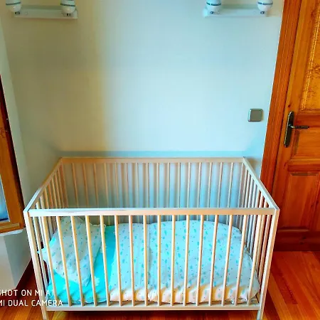 Casa Amplia Con Jardin Y Aparcamiento G-100147 * 아호