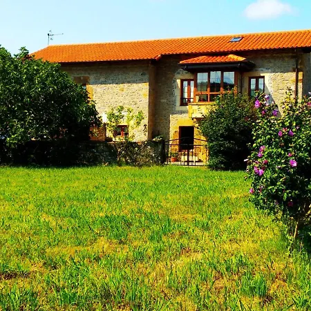 Casa Amplia Con Jardin Y Aparcamiento G-100147 Holiday home *