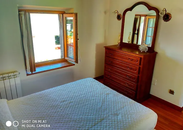 Casa Amplia Con Jardin Y Aparcamiento G-100147 Ajo