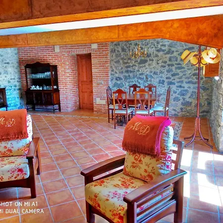 Casa Amplia Con Jardin Y Aparcamiento G-100147 * Ajo