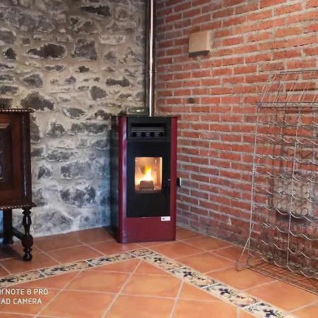 Nyaraló Casa Amplia Con Jardin Y Aparcamiento G-100147 Ajo